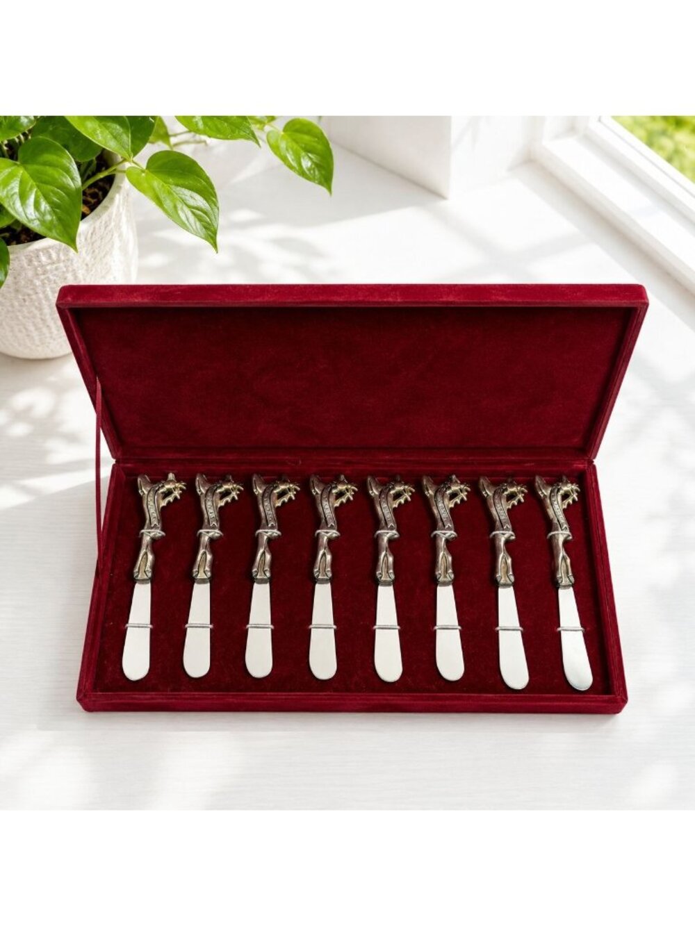 Vintage Reindeer Butter Spreaders Set of 8 in Red Velvet Box Christmas Serving K